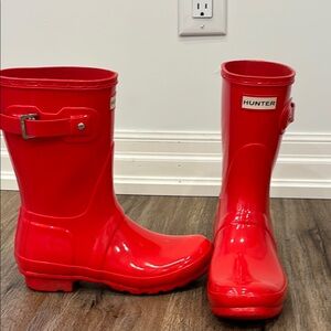 Hunter Glossy Red Boots